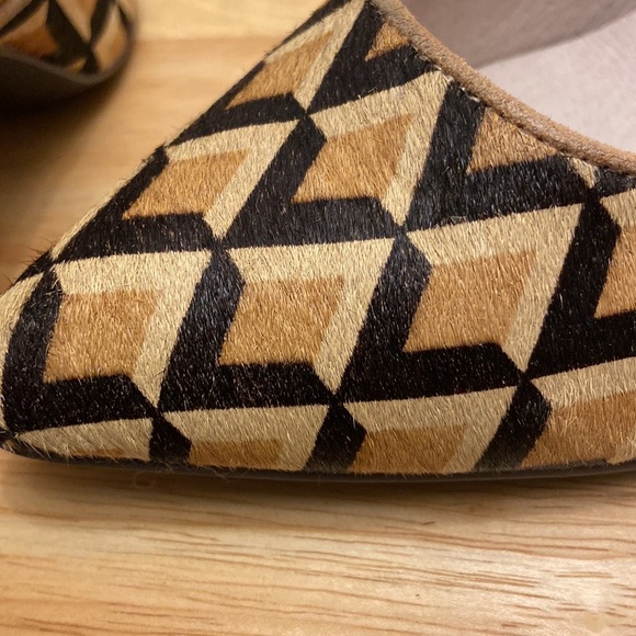 FarylRobin Women’s Hairy Almond Toe Chevron Print and Solid Tan High Heels - Picture 3 of 9